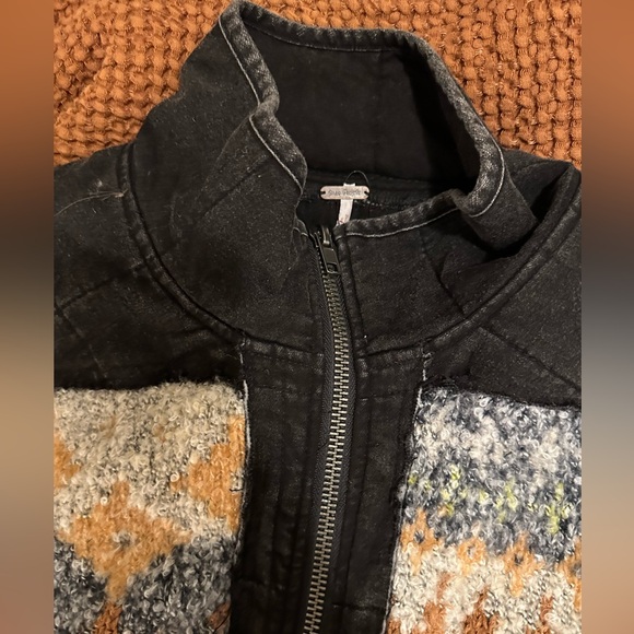 NWT Free People quilted dolman jacket with beautiful knit detail. - Picture 8 of 12